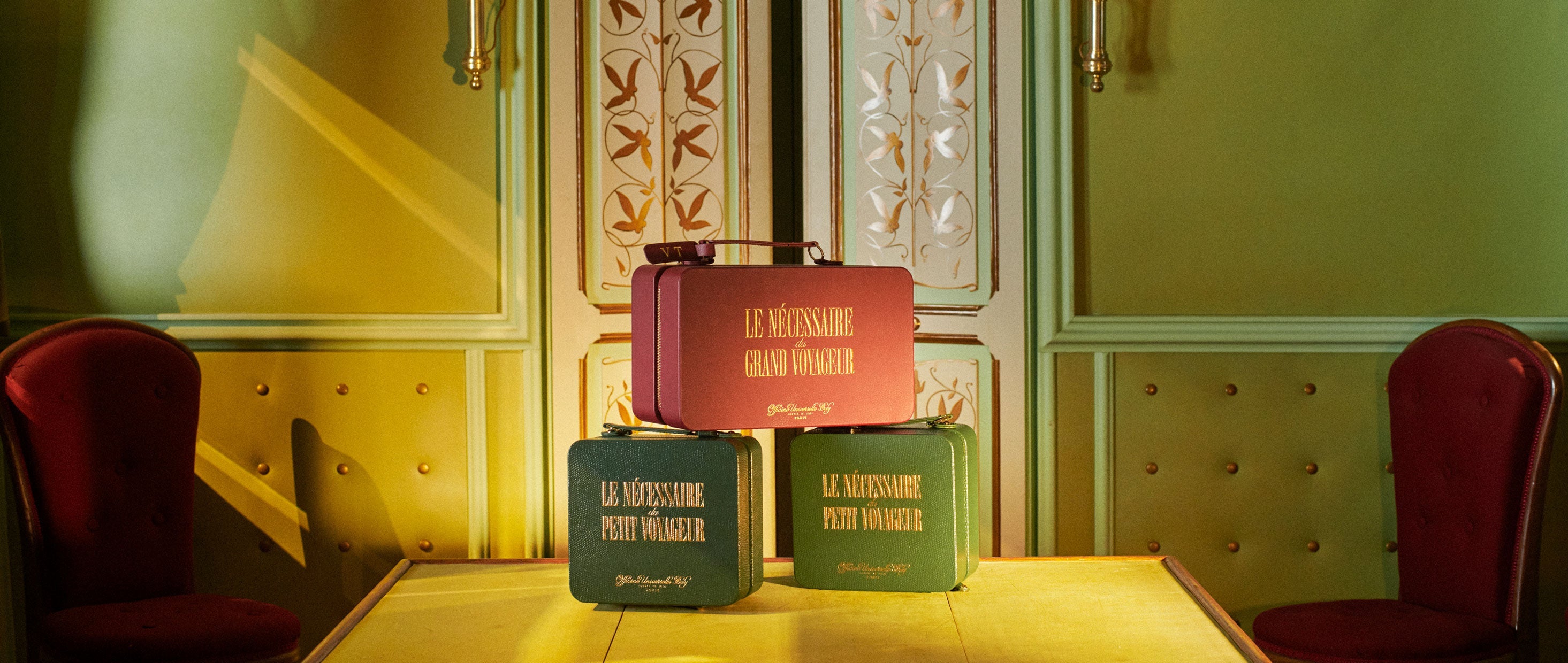 ESSENTIALS TO OFFER – Officine Universelle Buly
