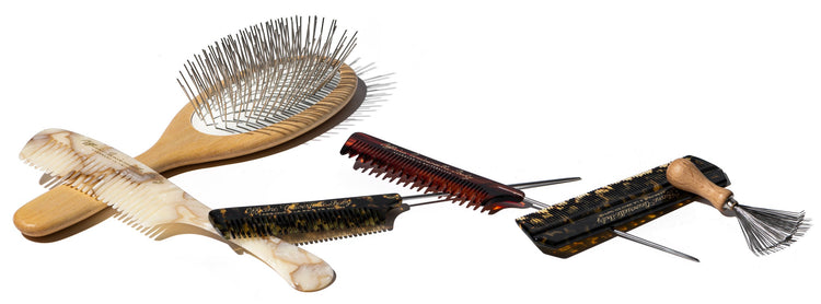 LES PEIGNES ET LES BROSSES À CHEVEUX DE L'OFFICINE