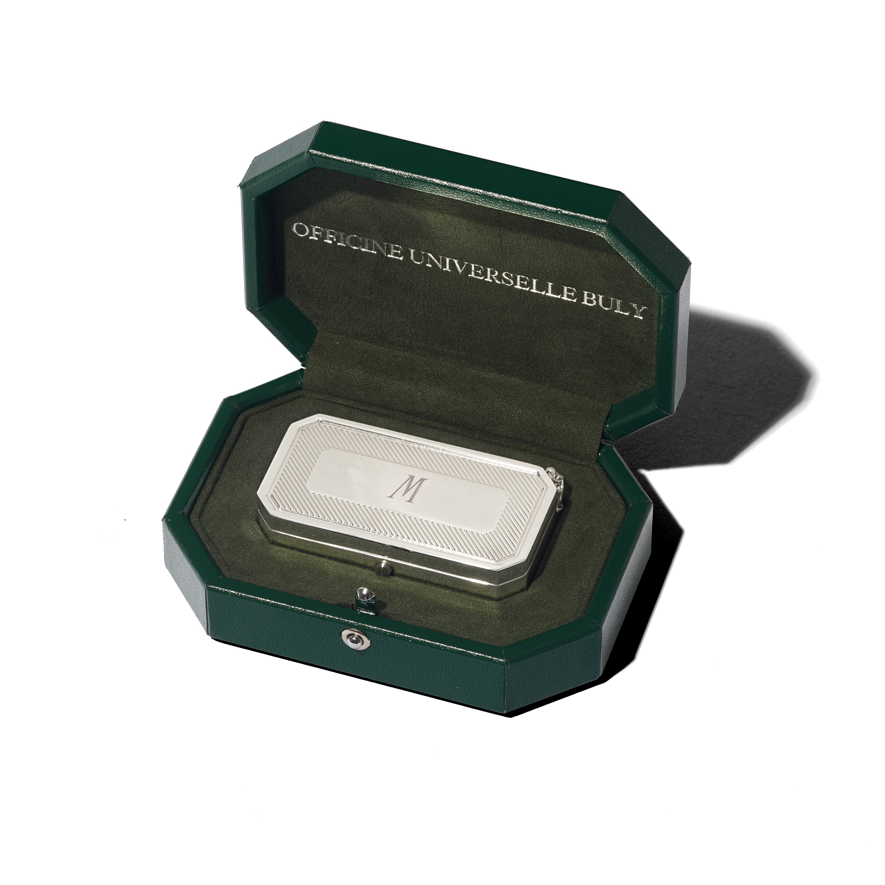 baume métallique dans son écrin